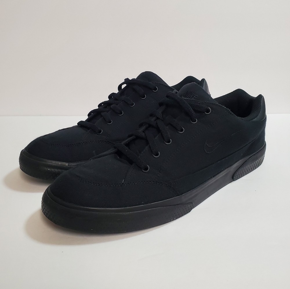 Nike GTS 97 Triple Black sz 13 Skate Shoes